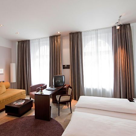 Burns Art Hotel Düsseldorf Rom bilde